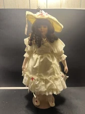 1989 Betty Jane Carter Musical Porcelain Doll 18.5”CARMILLE No. AP/1000