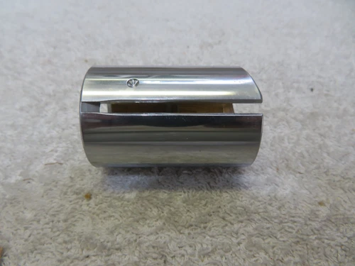 VALVE, PISTON