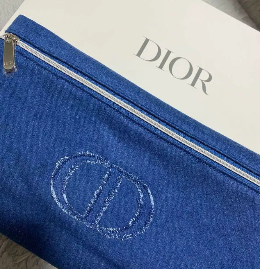 Collection ressort poche denim Christian Dior nouveauté 16,5 cm x 28 cm x 5 cm Japon