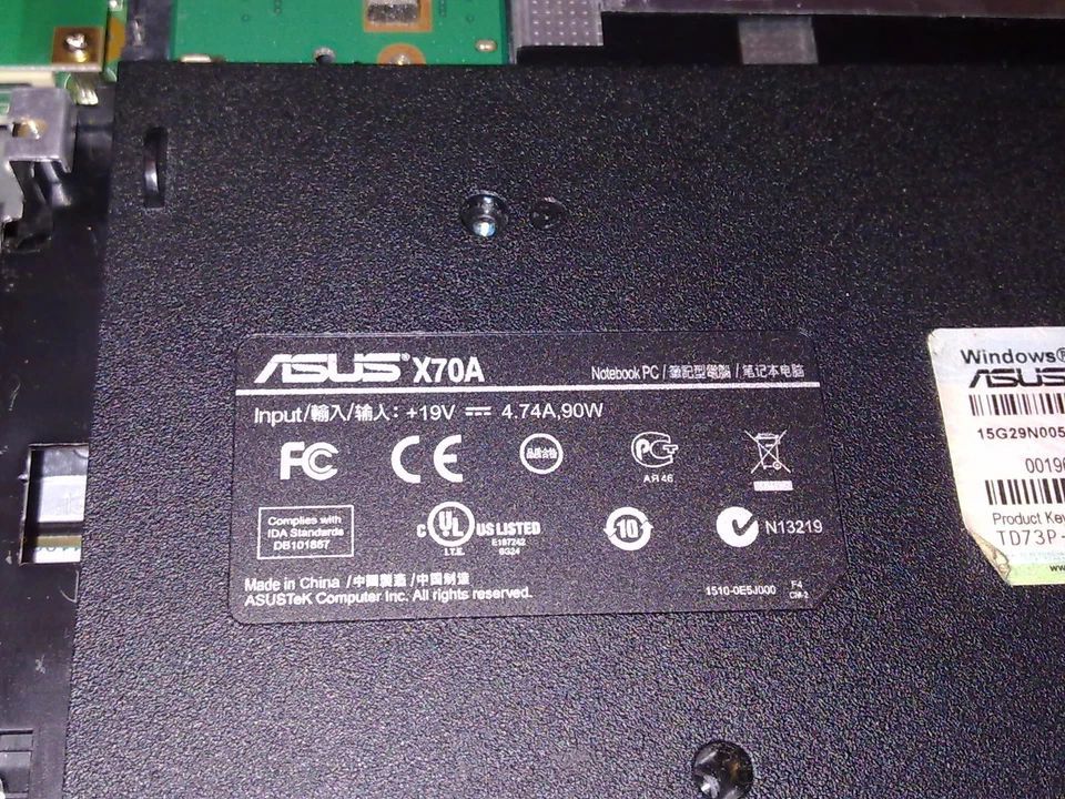 Laptop Asus X70A - defekt, als "Teile-Spender". - Bild 2 von 4