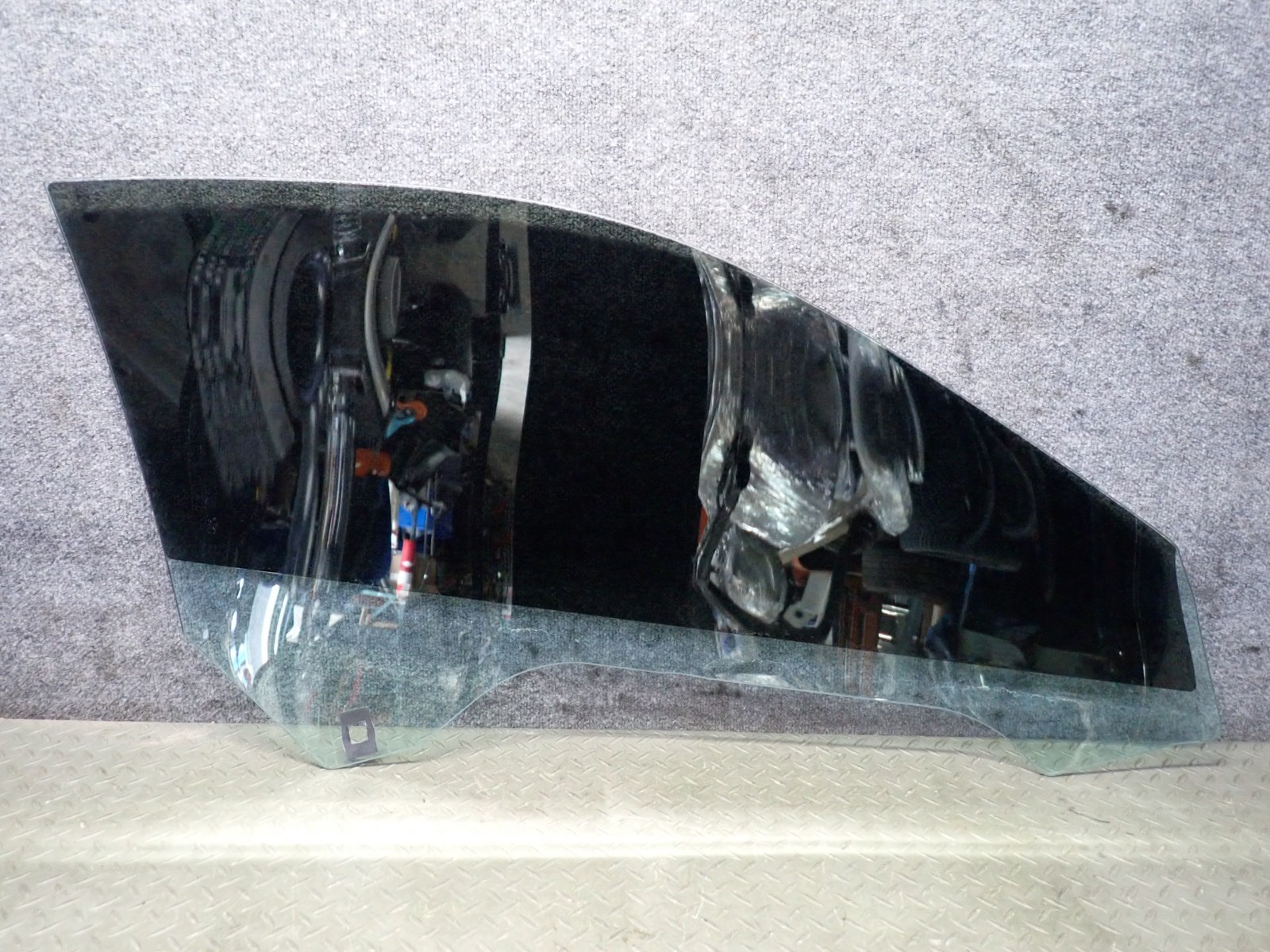 2008-2019 MASERATI GRANTURISMO M145 LEFT DOOR GLASS WINDOW