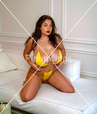 8x10 Photo Woman Art Photography Art Posed Busty Mature Milada Moore 15