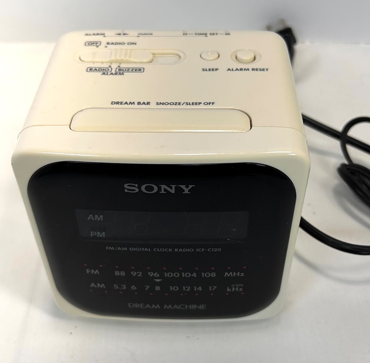 Sony Dream Machine White Cube AM FM Alarm Clock Radio ICF C120
