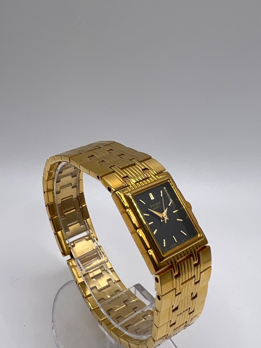 Pulsar V810-X005 Gold Tone Black Dial Analog Quartz 6.5