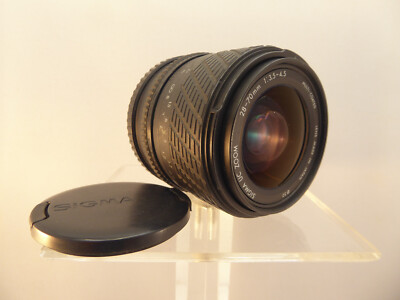 SIGMA UC ZOOM OBJEKTIV 28-70mm 1:3.5-4.5 MULTI-COATED LENS MADE IN JAPAN 52mm.