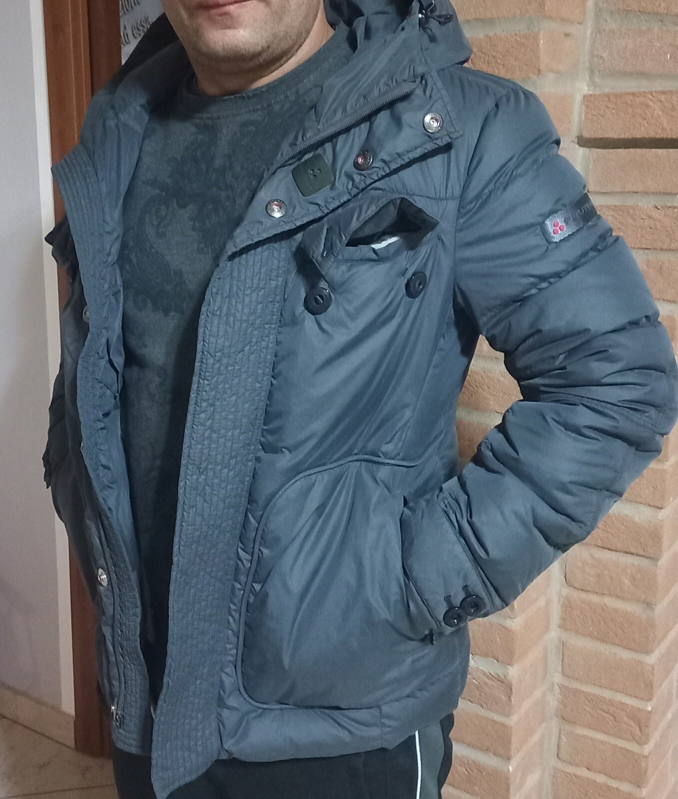 Foto 1 di 7