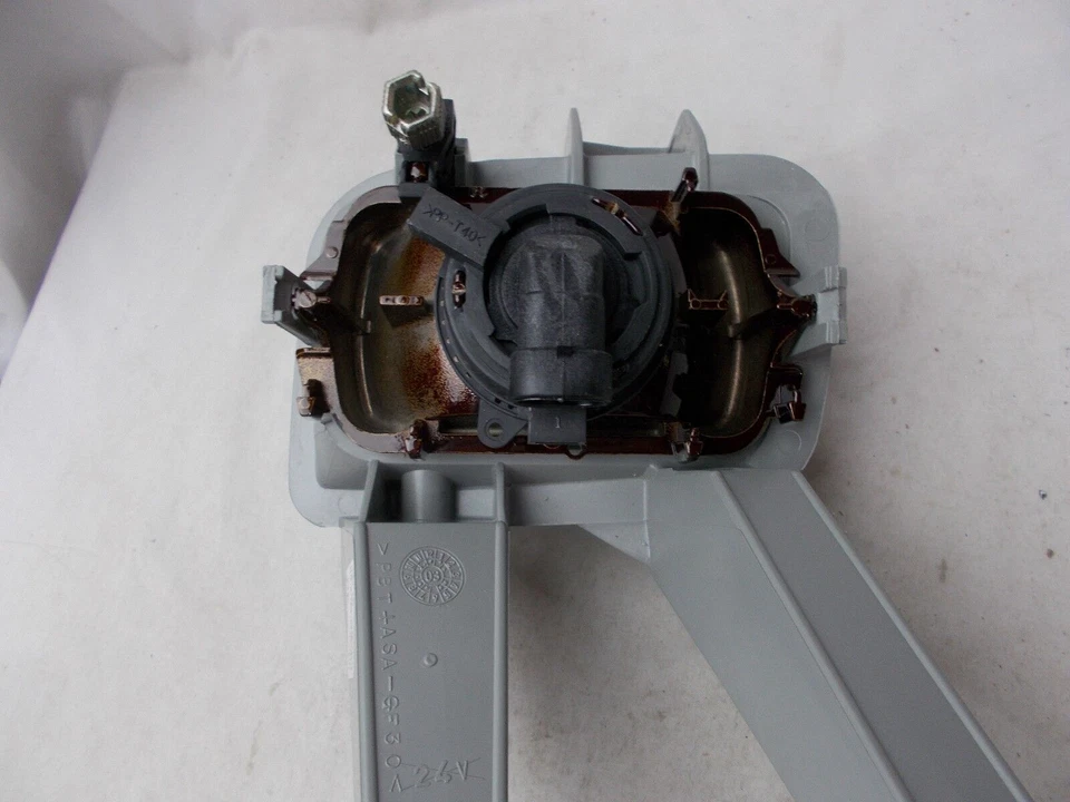 Se adapta a; Faro antiniebla derecho Opel Astra de fábrica OE 90512191 Foto 3 de 4