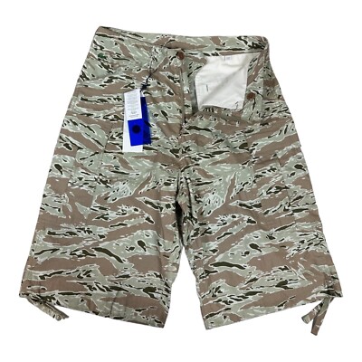 Lacoste Live Mens Multicolor Tiger Camo Cotton Twill Cargo Shorts