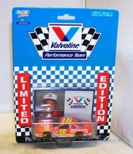 1:64 ACTION 1993 #16 JACK ROUSH RACING "KEYSTONE BEER" FORD WALLY DALLENBACH JR