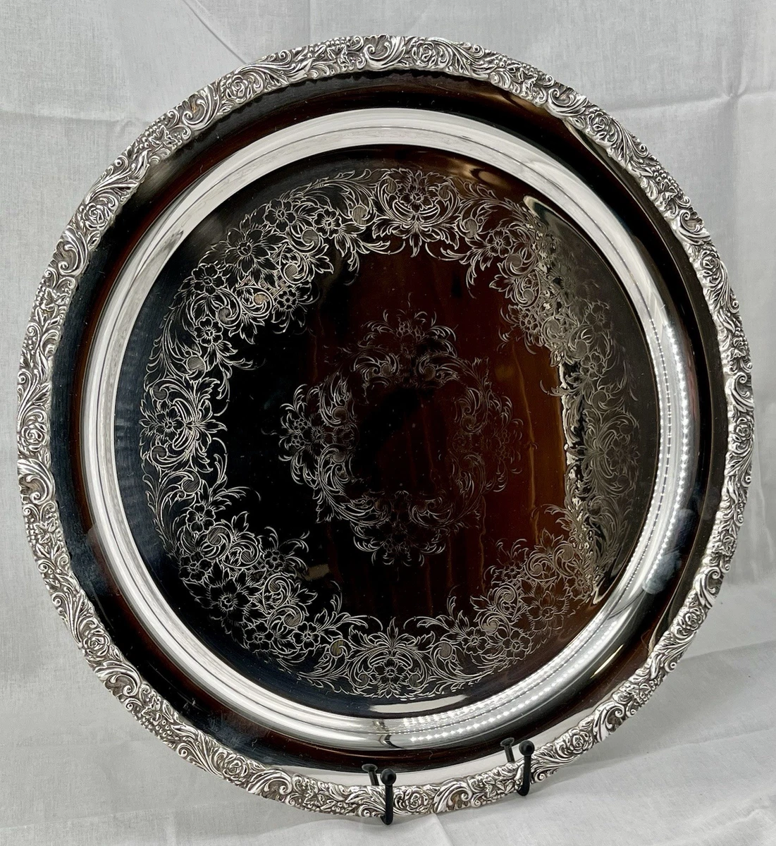 Webster Wilcox In Antique Us Silver-Plated Platters & Trays for