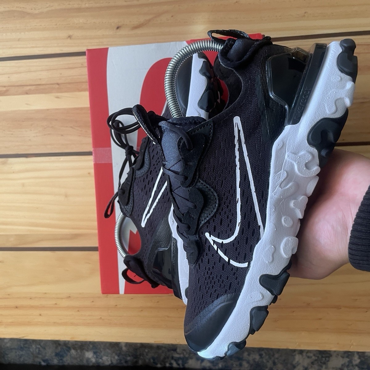 nike react vision men's black and white