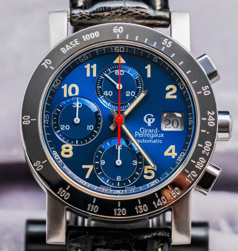 Girard Perregaux Classic Chronograph 38 mm Blue Dial Stainless Steel Date 7000