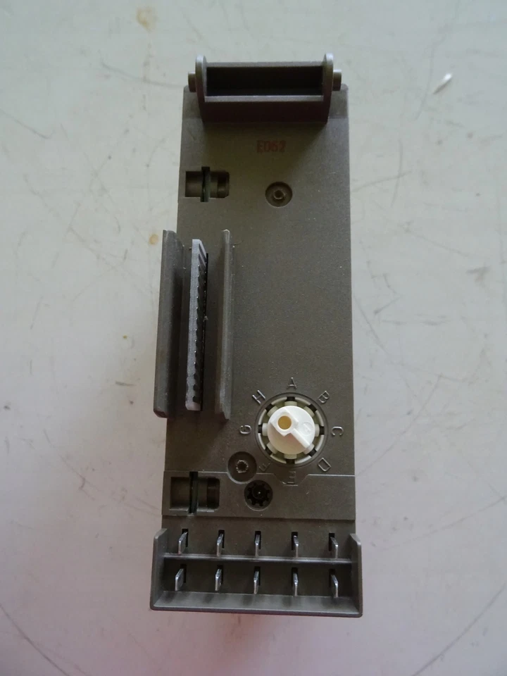 Siemens 6ES5 464-8MD11 CPU S5-100U - Immagine 4 di 4