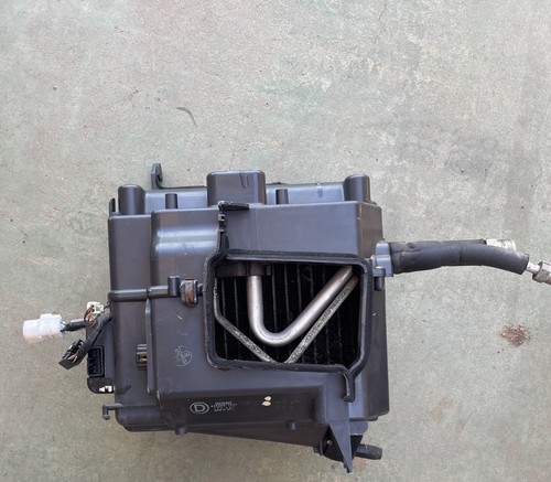 1996-2002 TOYOTA 4RUNNER AIR CONDITIONING AC EVAPORATOR BOX DENSO - Picture 8 of 10