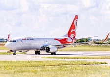 Air Inuit Safety Feature Card B737-800 Freighter - Full Cargo