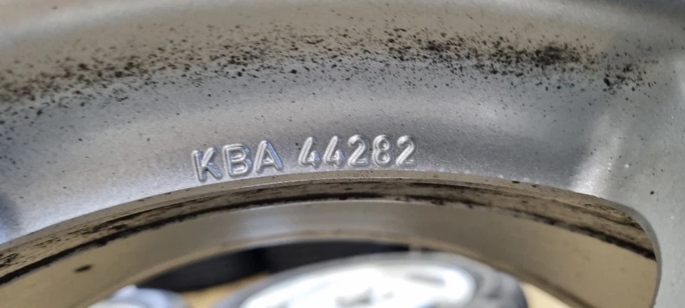 4x Winterkompletträder Alufelgen Artec Mercedes KBA44282 7,5Jx16H2 LK 5x112 ET35 - Bild 4 von 4