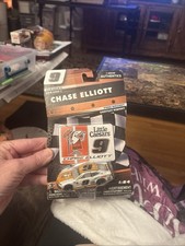 Chase Elliott 2018 Little Caesars NASCAR Authentics 2018 Wave 11 1/64