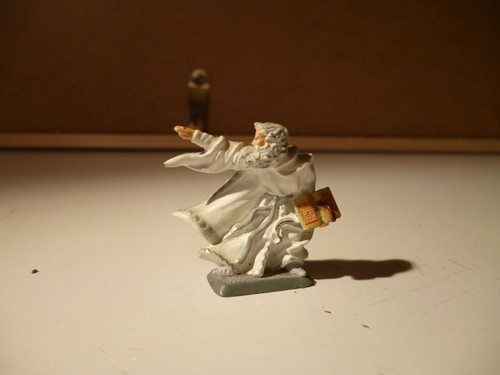LOTR ""The Hobbit"" Mithril Metal Miniature Saruman the White at Orthanc M175 - Picture 1 of 2