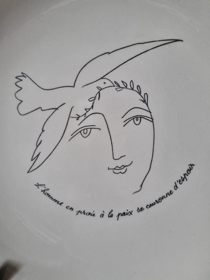 Très Belle Assiette Pablo Picasso en faience de Salins Paul Eluard - Photo 3/4
