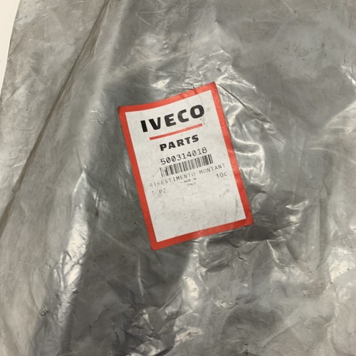 IVECO Column cover 500314018 - Picture 2 of 2