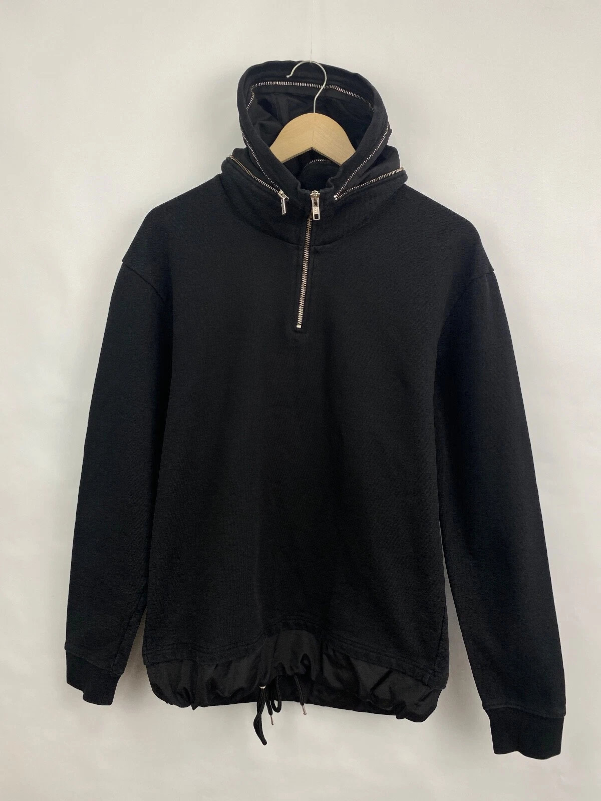 Felpa nera con cappuccio Y2K Alexander McQueen colletto zip rara retrò taglia S colore nero