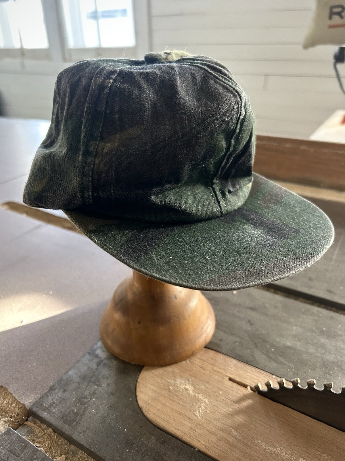 Vintage 70s Camouflage Hunting SnapBack Hat