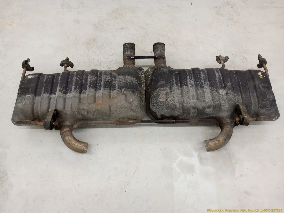 Cadillac CTS COUPE Rear Exhaust Muffler 3.6L 6 Cylinder Fits 2011-2014 11 12 13 Foto 2 de 4