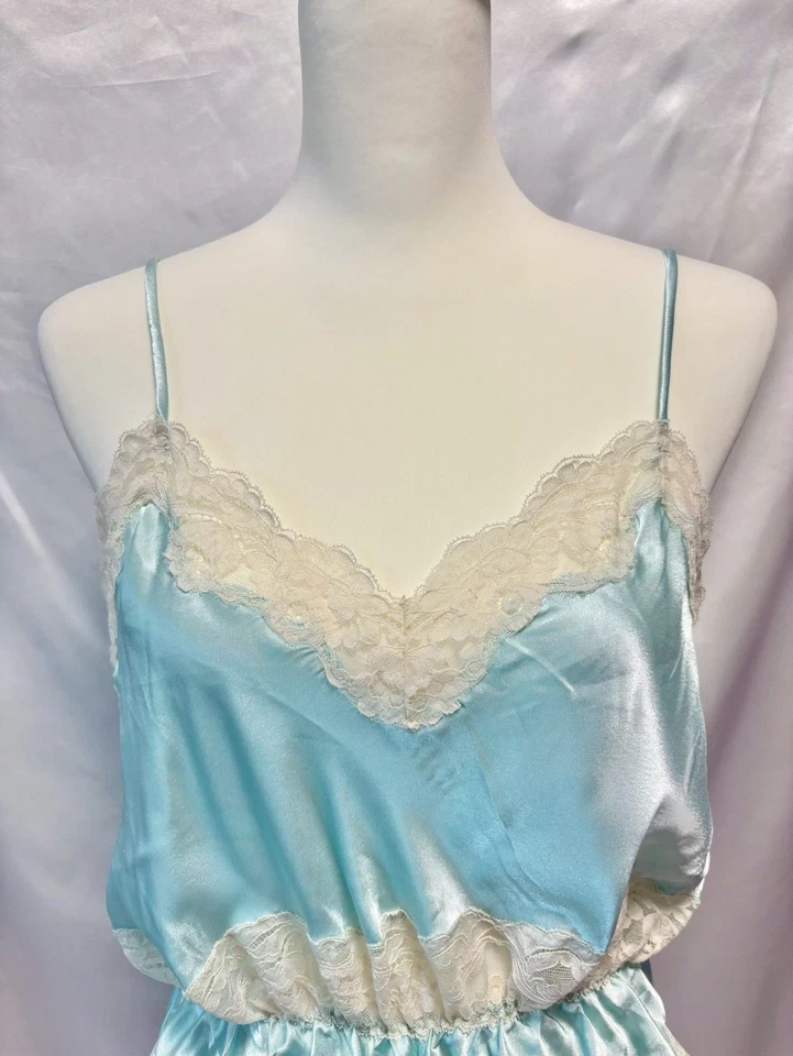 Encaje de peluche azul brillante vintage de los años 80 EE. UU. Fairycore Coquette elegante Kawaii Y2K Foto 3 de 4