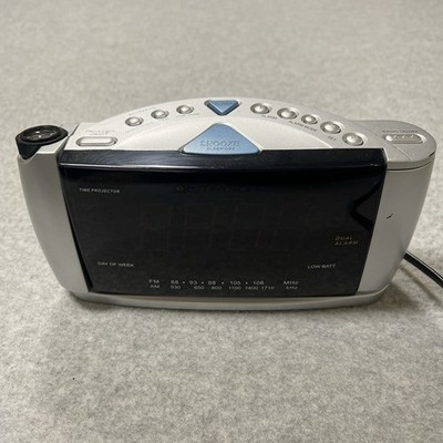 Emerson Research Smart Set CKS3516 Alarm Clock AMFM Radio Time Projector Tested
