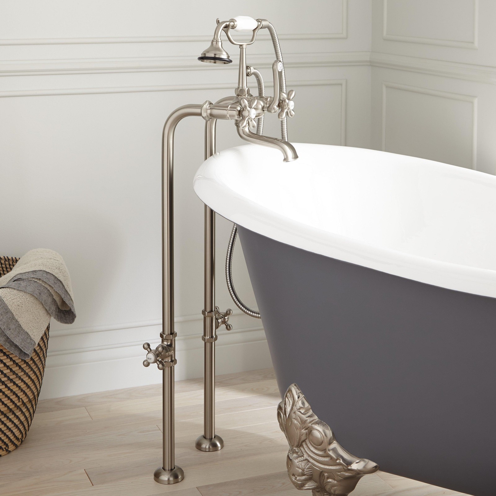 Signature Hardware HL-308-4-NH-BN-U English Telephone Faucet Body less Handles 20290₽