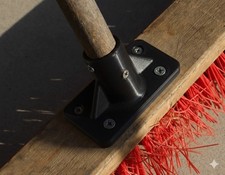 Schwerlast Besenstiel Stützwinkel | 15/16" (23,8 mm) Stecknuss schwarz