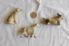 Lot anciens animaux en sciure de bois agglomérée