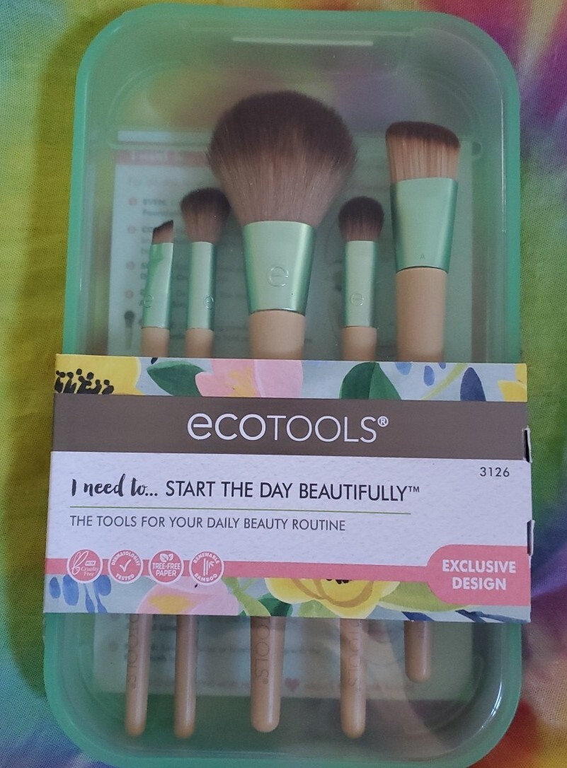 EcoTools Start The Day Beautifully 5 Makeup Brush Set by Paris Presents