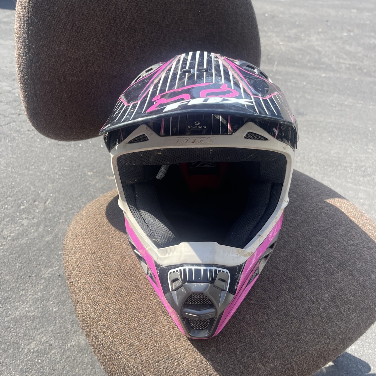 Fox V2 Pilot Motocross Helmet - Graphic Black Pink - Small 55-56
