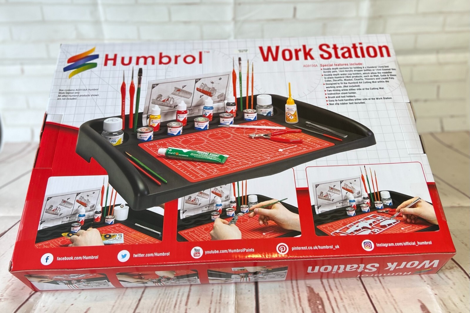 Poste De Travail Modélisme Humbrol - Banc De Modélisme Noir Pour Peinture Et Assemblage