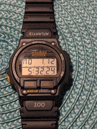 Vintage Timex Ironman Triathlon 8 Lap Men's Watch EXCELLENT CONDITION