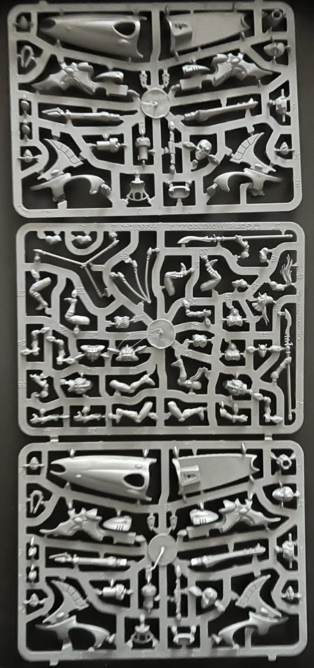 Warhammer 40,000 - Harlequins Skyweavers 40k - Image 2 of 2