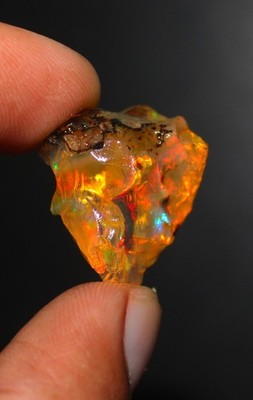 28,65 Ct Opal Rough Welo Fire AAA Äthiopian Opal Specimen Crystal Edelstein