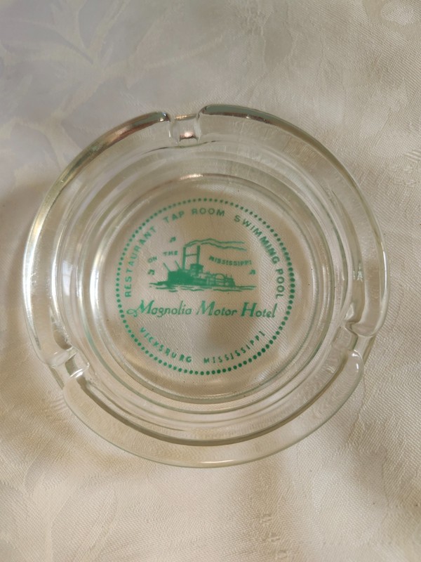 vintage motor hotel ashtray mississippi steamboat