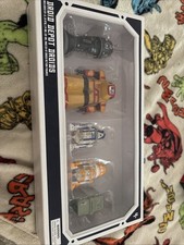 Star Wars Galaxy's Edge Droid Factory Depot 3.75 Disney R1-j1 5 Pack Rare New