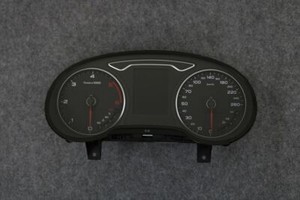 Audi A3 8V Tacho Kombiinstrument Diesel MFA 8V0920870B Farbdisplay colour