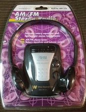 White-Westinghouse AM/FM Stereo Radio Tuner WPR-1319 NEW Sealed Headphones
