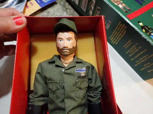The Elite Brigade soldier in box - Soldier, file, box and stand - Picture 5 of 14