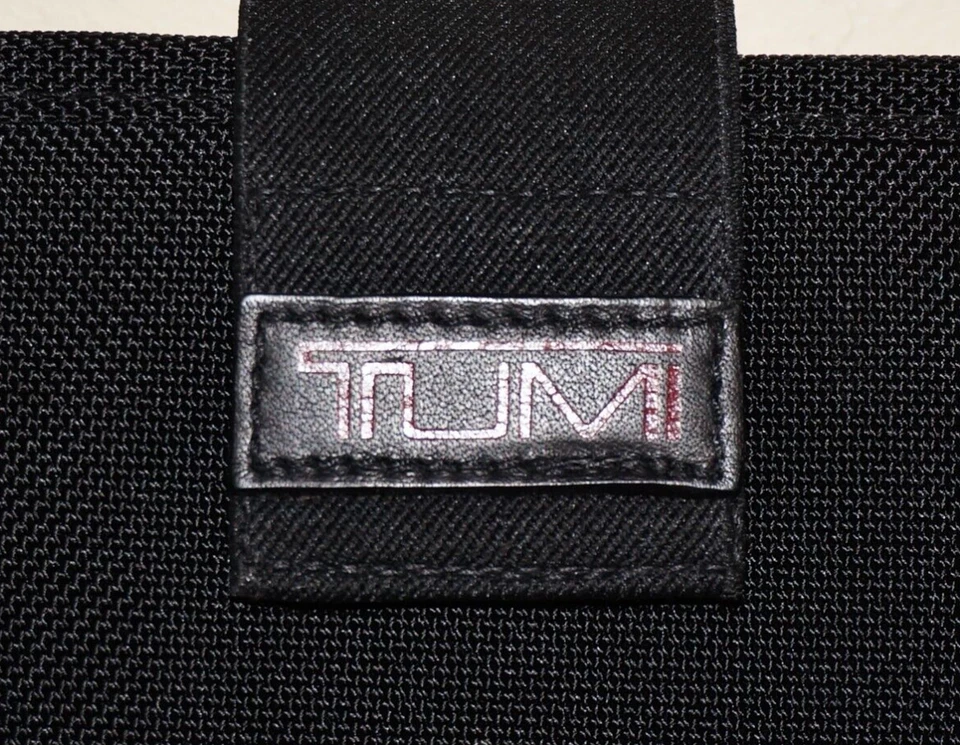 TUMI Negro Balístico Nylon Delgado Portafolio Laptop/Tablet Funda 10x14 Foto 3 de 4