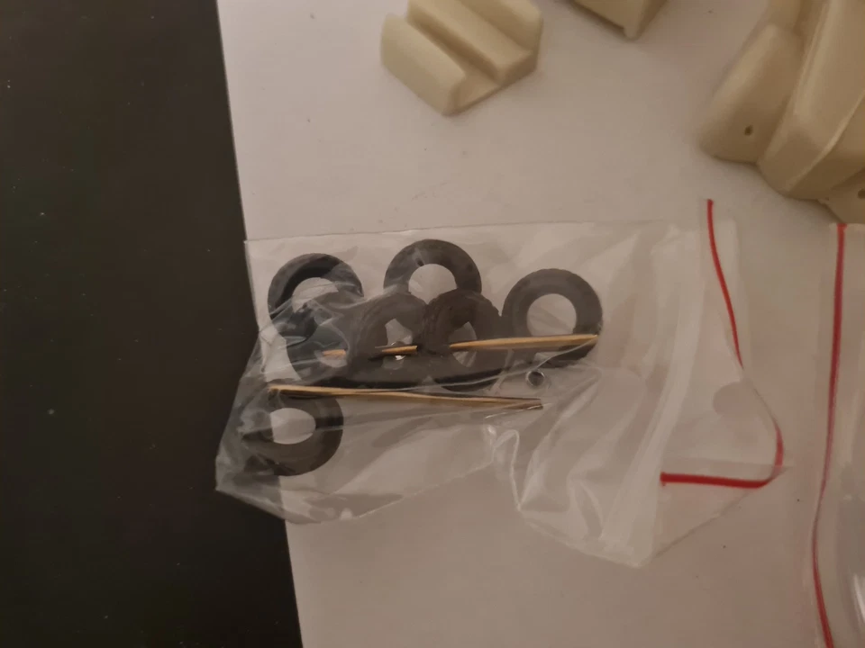 kit résine FORD V3000S MINITRUCKS 1/50 sans notice - Photo 4/4