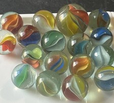 Vintage Cat Eye 6 Vein 3 Color Marbles Lot Of 16 With Shooter Marble