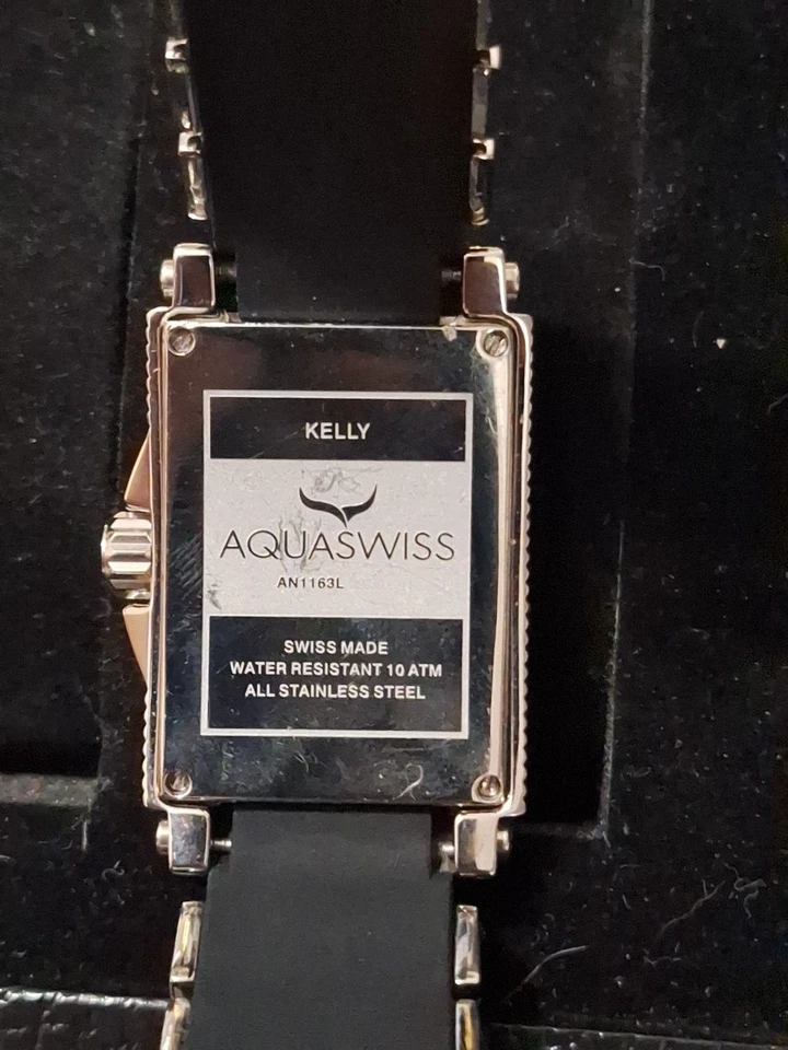 Aquaswiss Kelly. 黑色表盘硅表带女式不锈钢白色宝石。 — 第 4/4 张图片