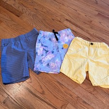 CAT JACK BOYS LOT OF 3 SHORTS 5T YELLOW BLUE MULTI
