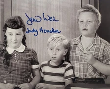 Jeri Weil LEAVE IT TO BEAVER signed 8x10 #G01