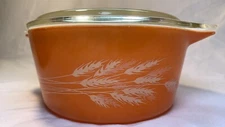 Vtg PYREX Baking Dish & Lid 1.5 Quart Casserole Autumn Harvest Cinderella EUC